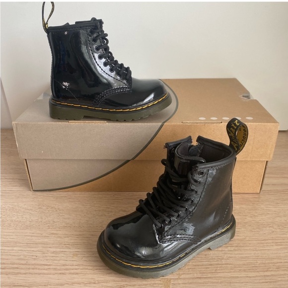 Dr. Martens 1460 Patent Black Leather Lace Up Zip Ankle Boots Toddler -SZ 8 C - Picture 9 of 12
